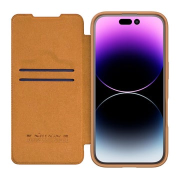 Nillkin Qin Prop iPhone 16 Pro Max skal med kameraskydd, Brun